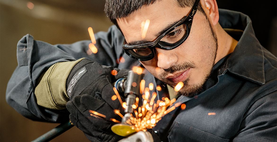 What things Need to Consider for Welding Goggles 2022?